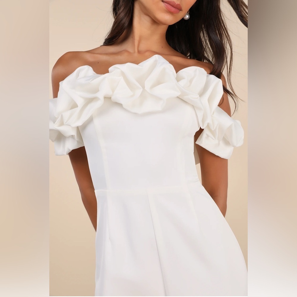 Lulus Immense Glamour White Satin Ruffled Off-the-Shoulder Jumpsuit XL New - Picture 3 of 9